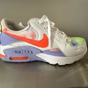 Women’s Nike Air Max Excee Size 7